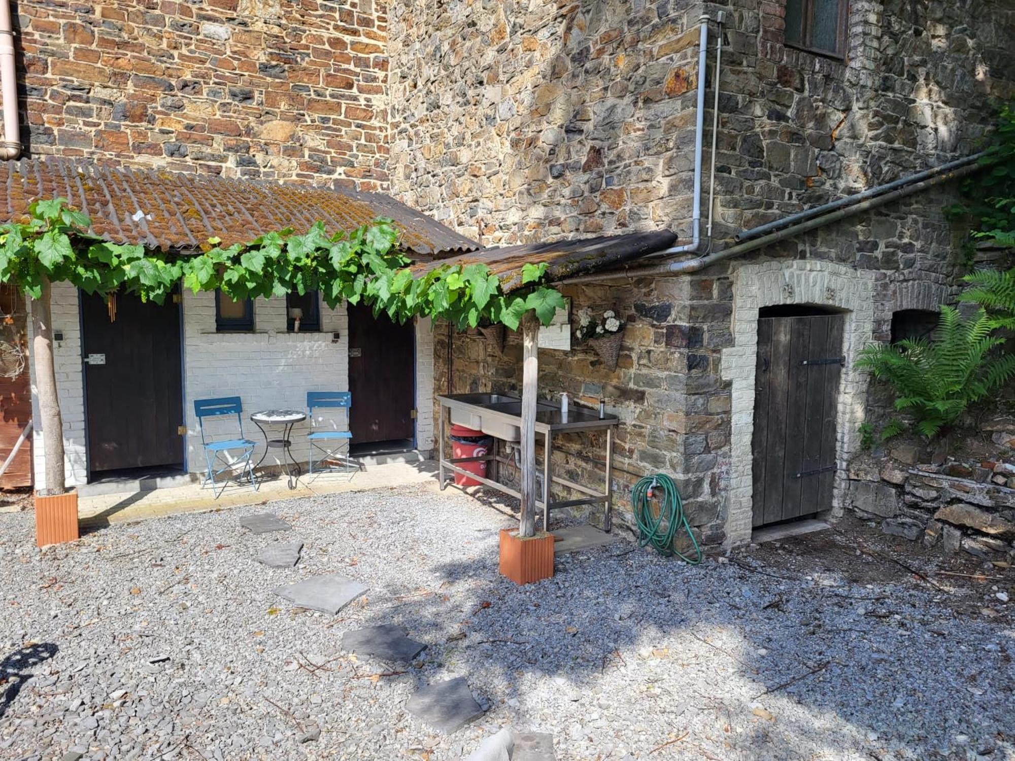 B&B-Restaurant Porte De La Lienne Stoumont Exterior photo