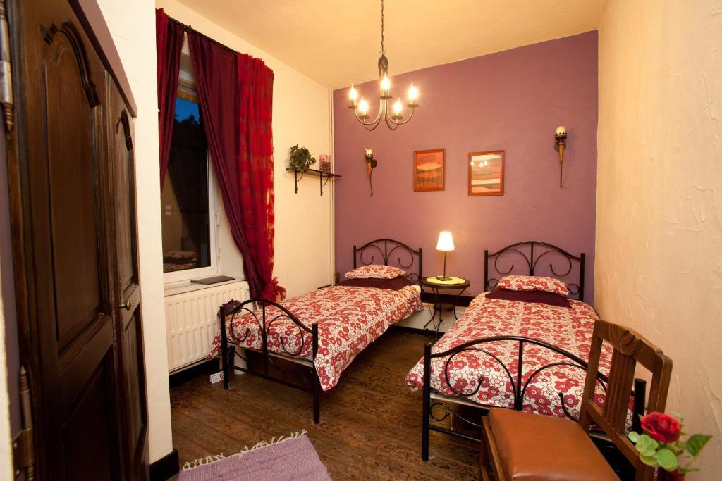 B&B-Restaurant Porte De La Lienne Stoumont Room photo
